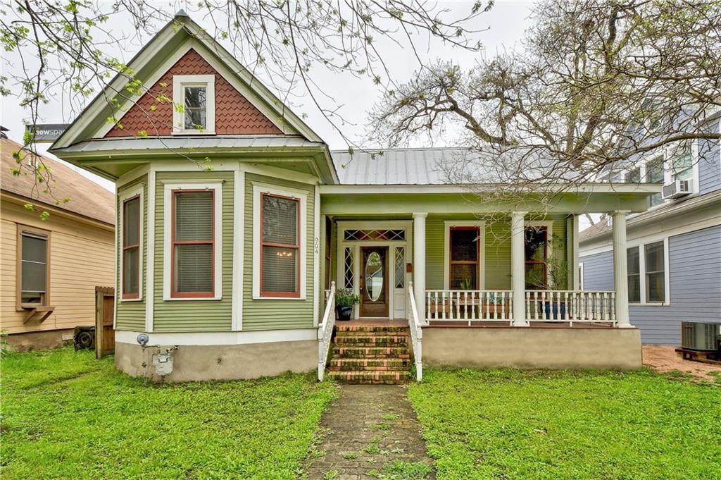 904 Willow St - Photo 1