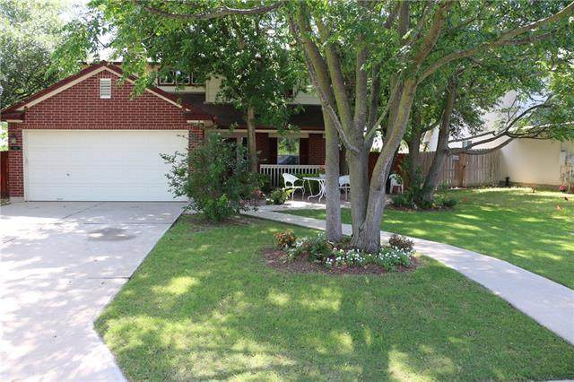 916 Estate Dr - Photo 1