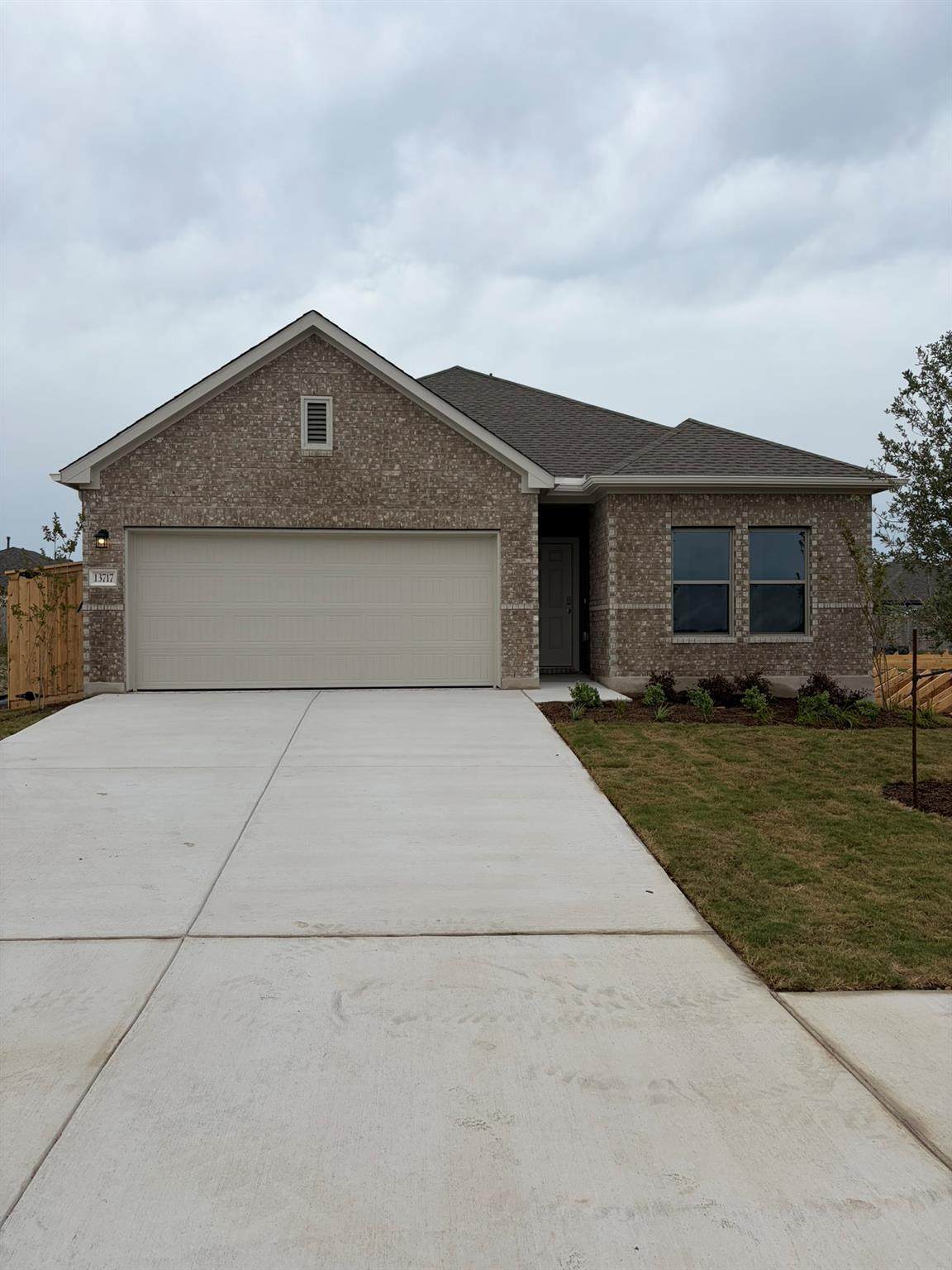 13717 Ryan Range Ln - Photo 1