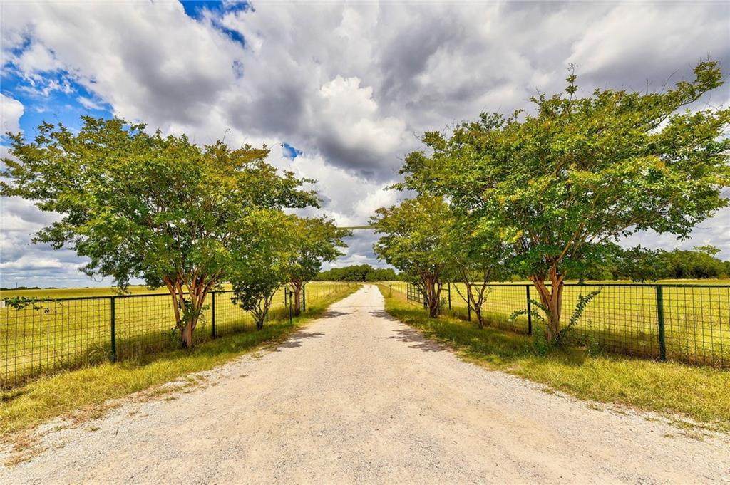 200 County Road 207 - Photo 1