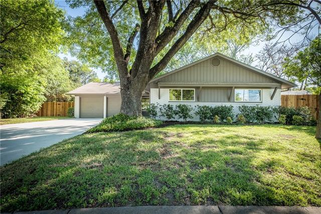 1900 Teakwood Dr - Photo 1