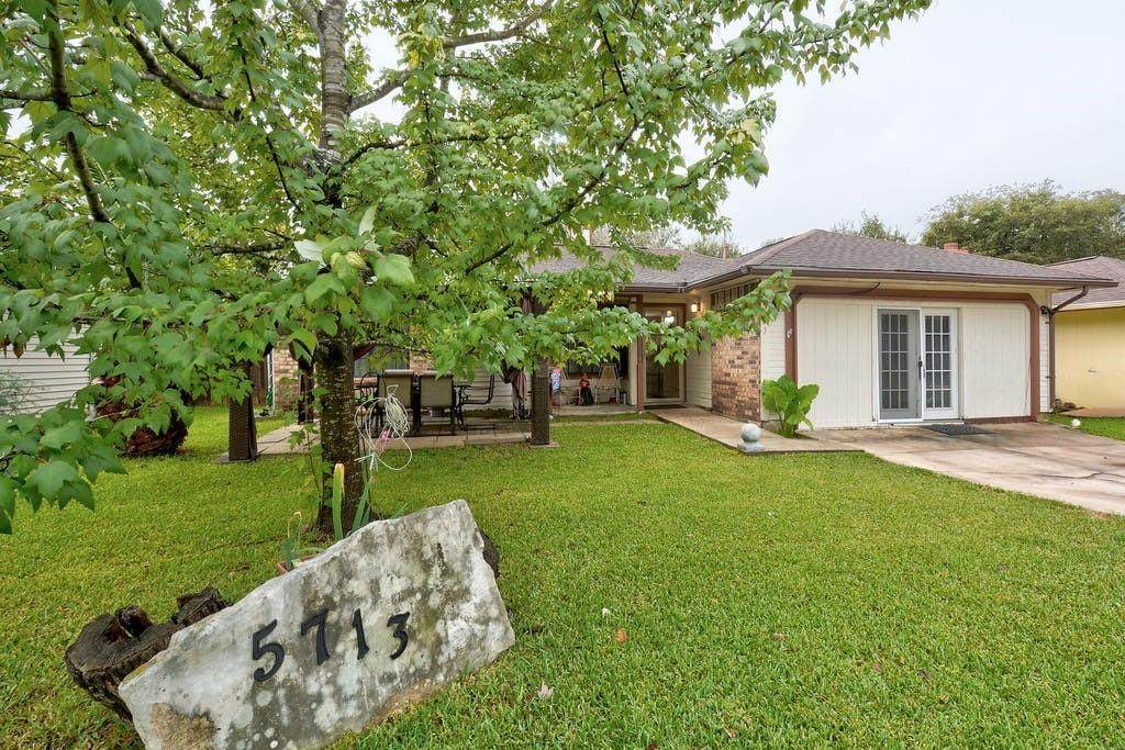 5713 Fence Row - Photo 1
