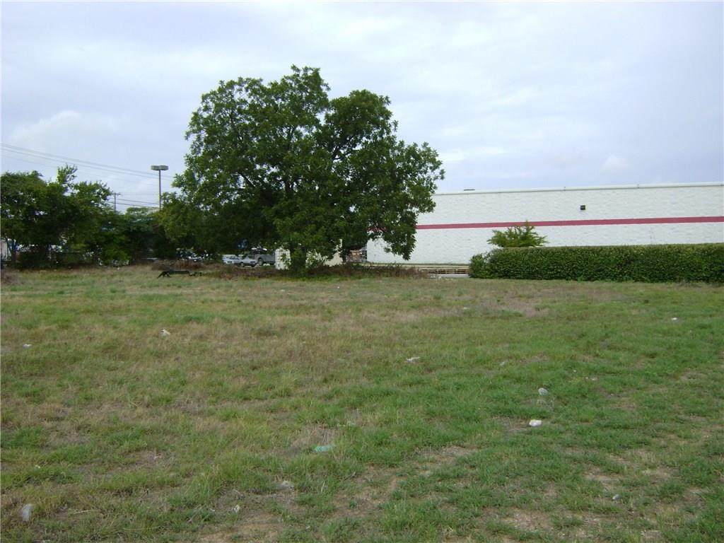 225 New Hope Dr - Photo 1