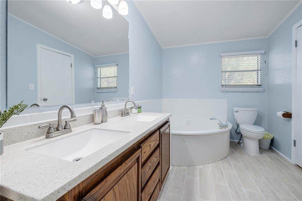 104 Montz Pt - Photo 1
