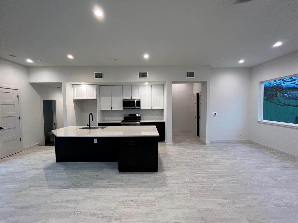 5912 Harold Ct - Photo 1