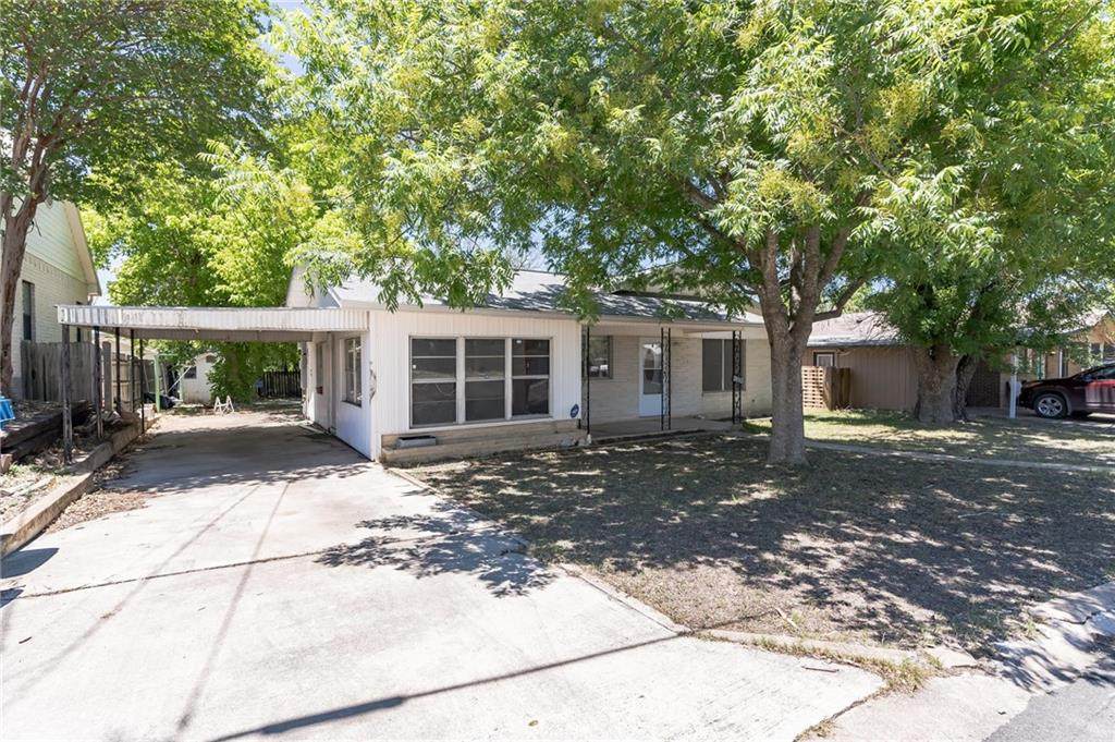 1304 Ridge Dr - Photo 1