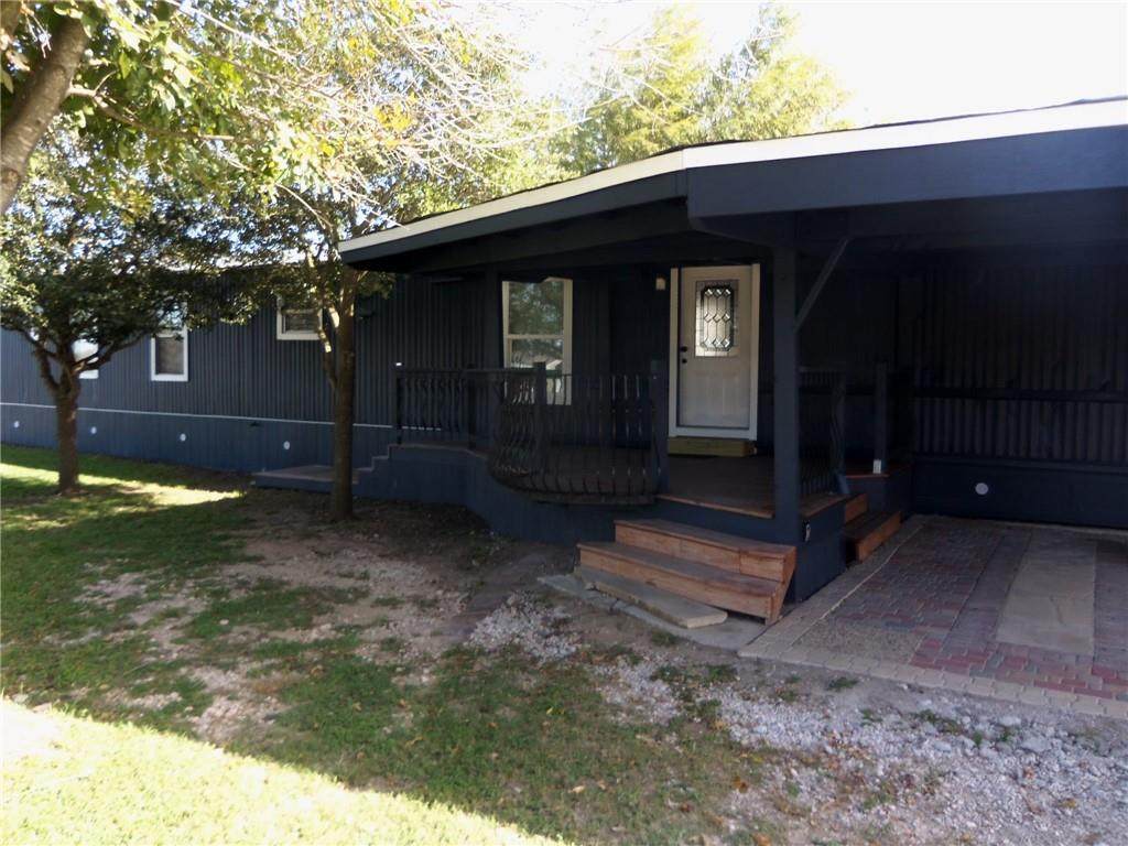 203 Dogwood Trl - Photo 1