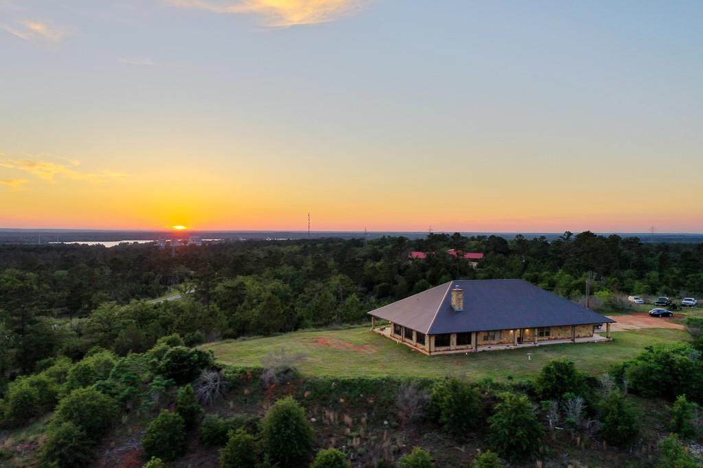 152 Pine Tree Loop - Photo 1