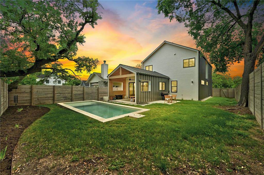 205 Ben Howell Dr - Photo 1