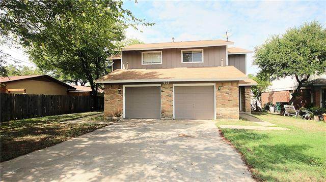 902 Austin Ave - Photo 1