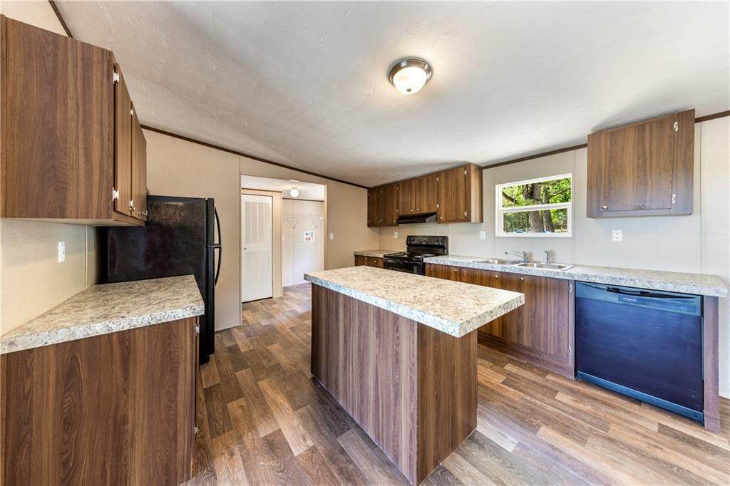 106 Thunderbird Dr - Photo 1