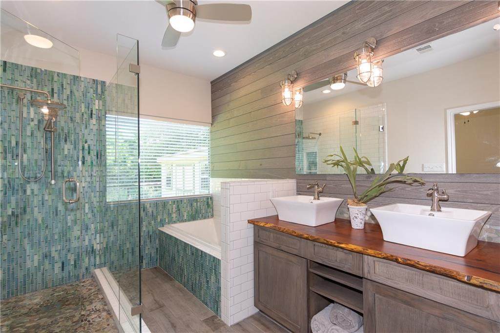924 Blue Spring Cir - Photo 1