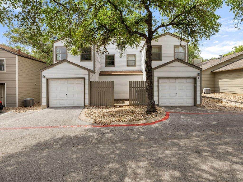 7825 Beauregard Cir - Photo 1