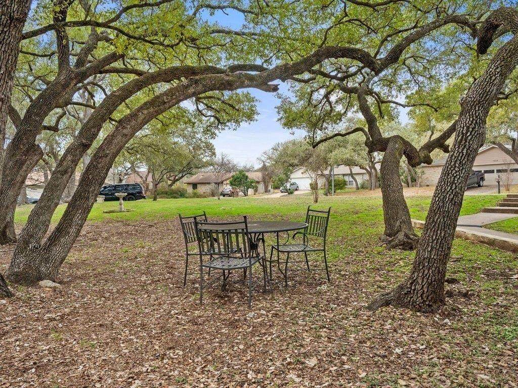 https://bt-photos.global.ssl.fastly.net/austin/orig_boomver_2_1942539-2.jpg