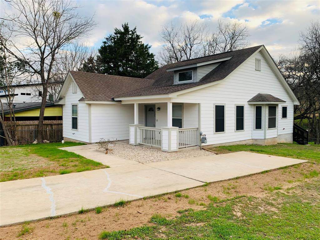 1400 Redondo Dr - Photo 1