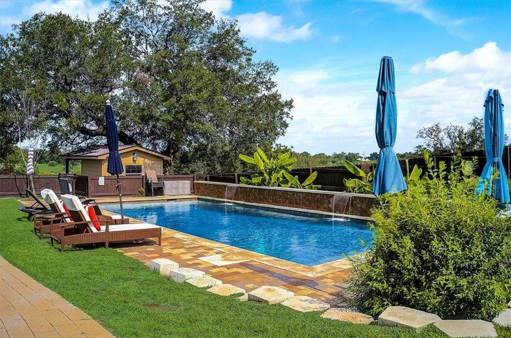 5204 River Oaks Dr - Photo 1