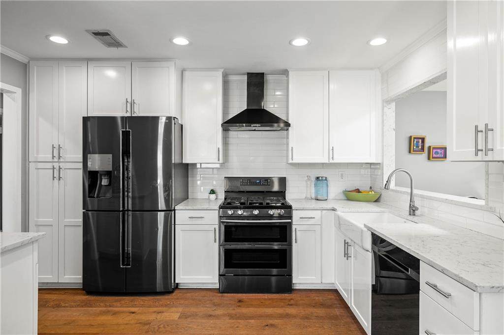 11802 Three Oaks Trl - Photo 1