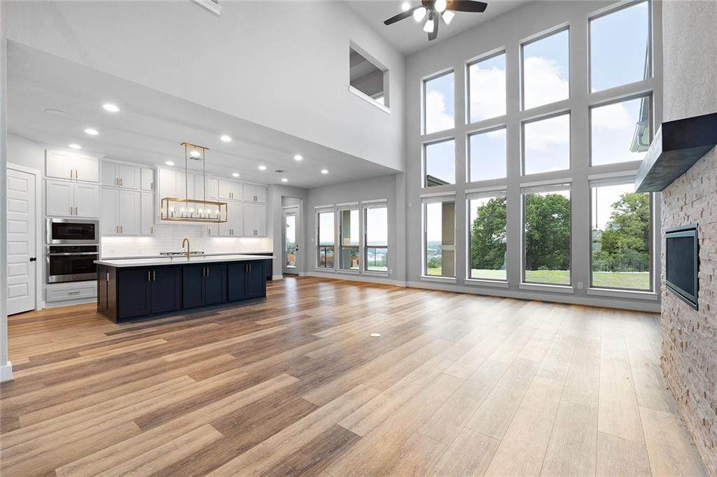 100 Roseleaf Ct - Photo 1