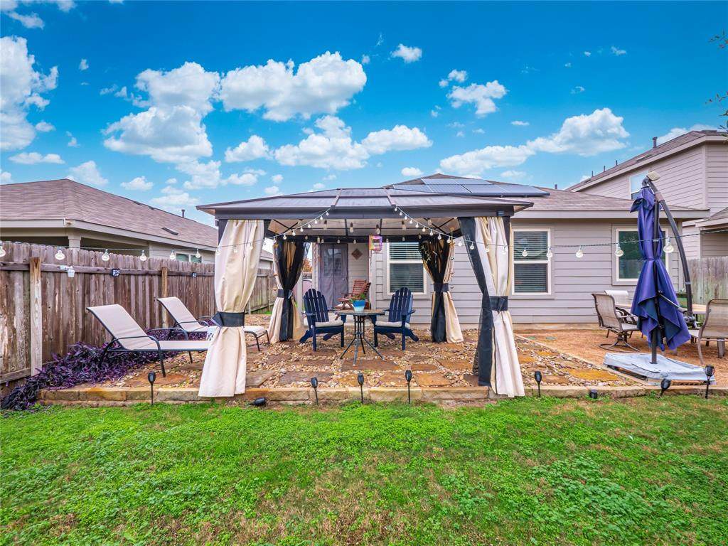 5809 Kennedy St - Photo 1