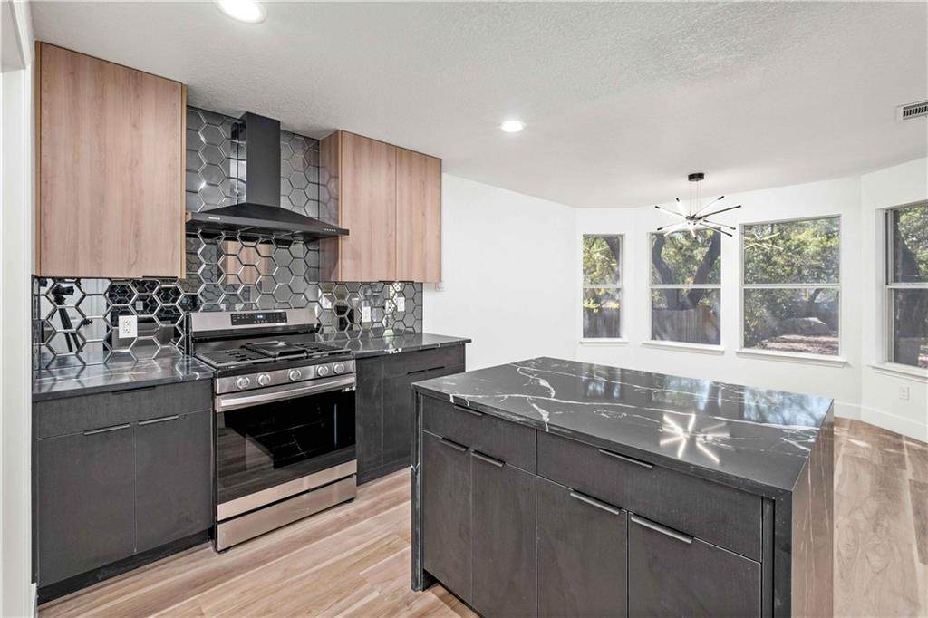 2925 Lagerway Cv - Photo 1