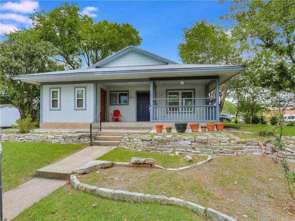 809 Nile St - Photo 1