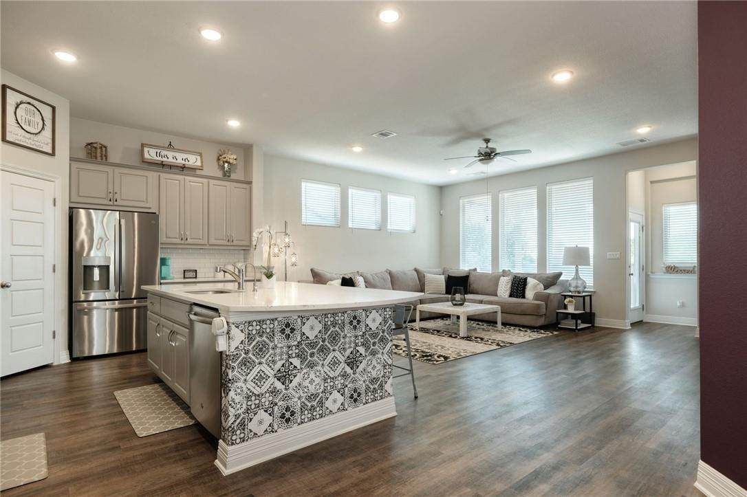 229 Bonnet Blvd - Photo 1