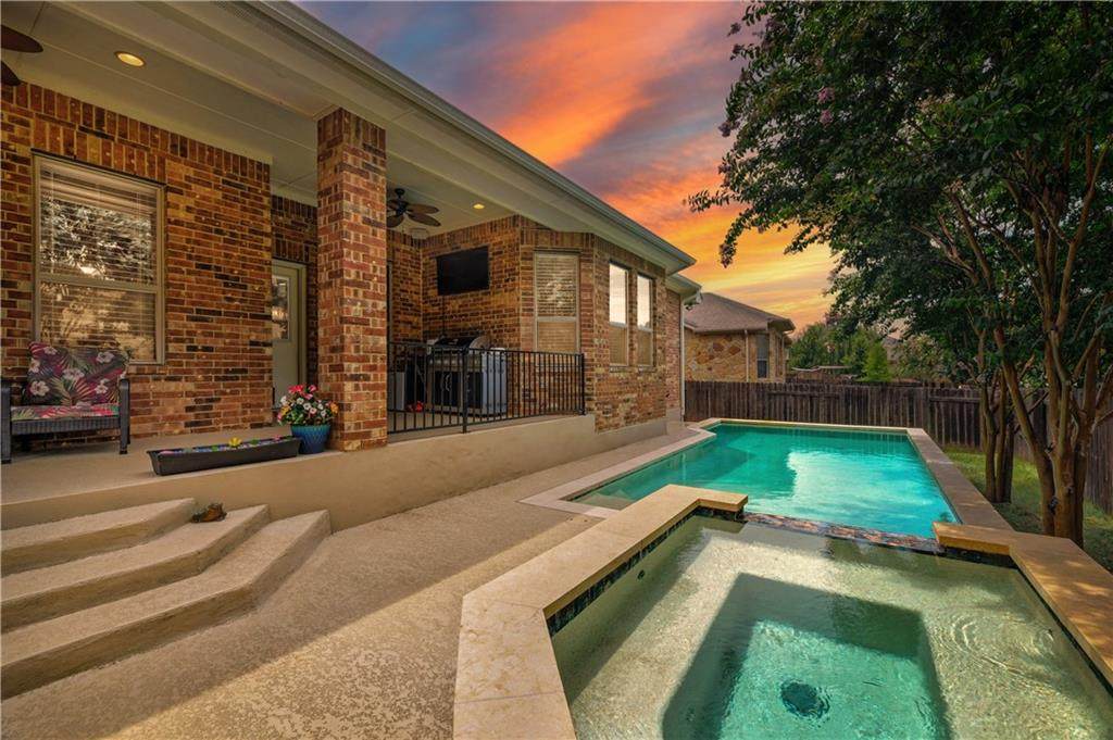 2424 Outlook Ridge Loop - Photo 1