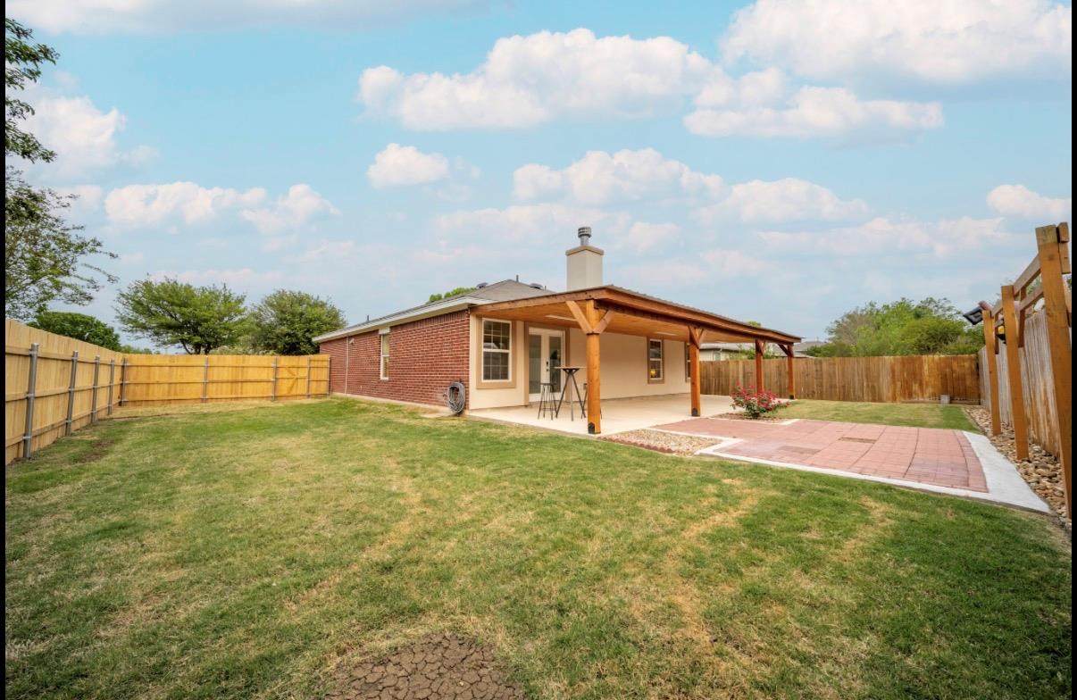 https://bt-photos.global.ssl.fastly.net/austin/orig_boomver_2_2510957-2.jpg