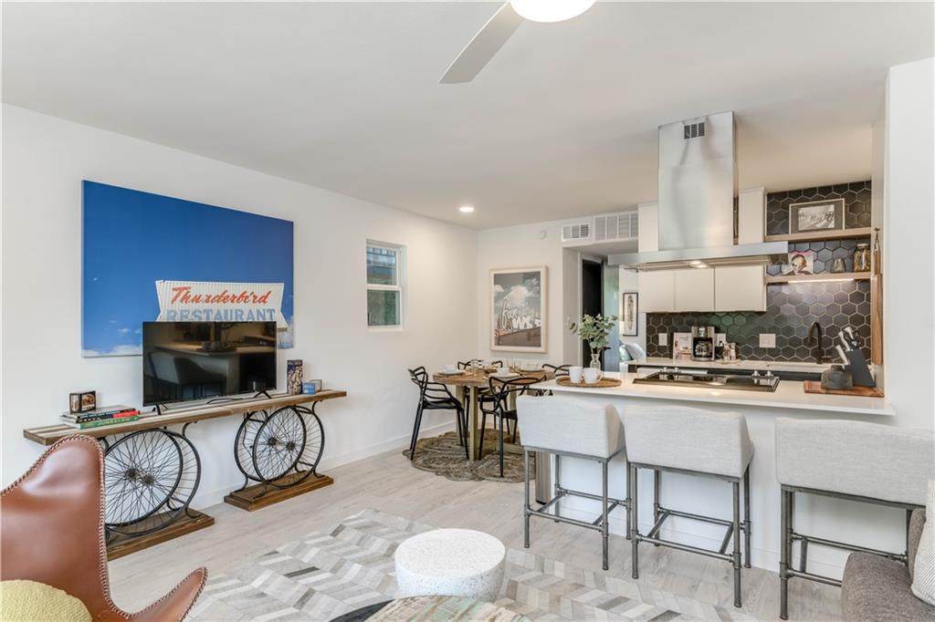 513 Pecan Grove Rd - Photo 1