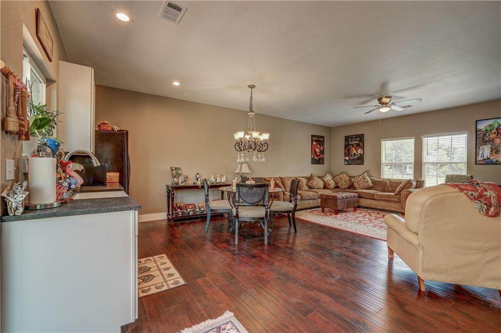 16909 Westview Trl - Photo 1