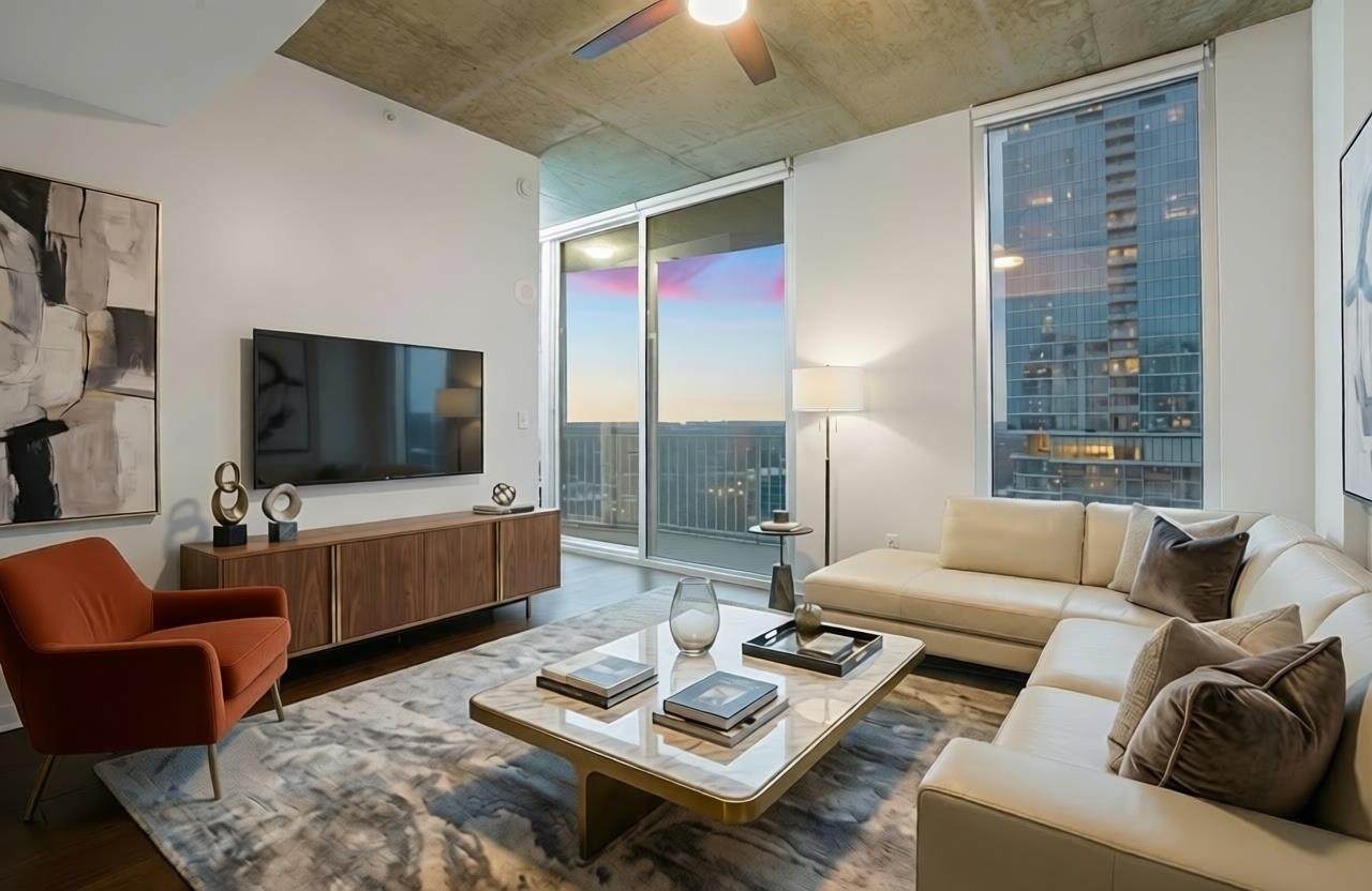 360 Nueces St - Photo 1