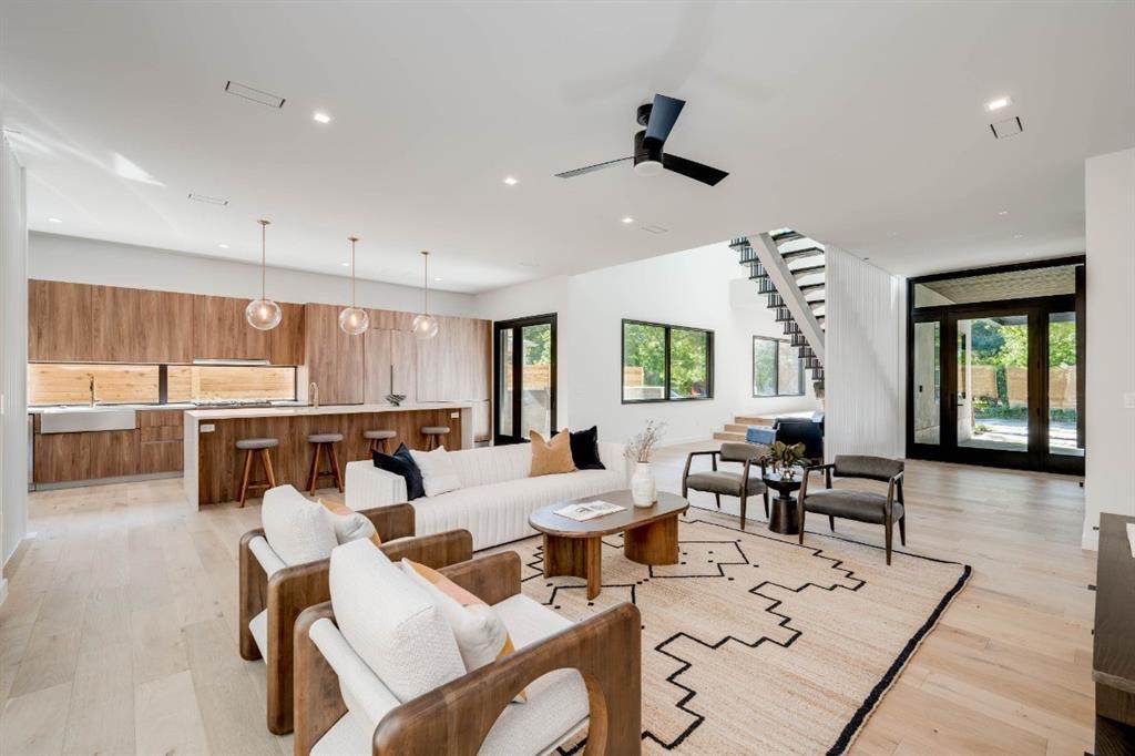 6005 Bull Creek Rd - Photo 1