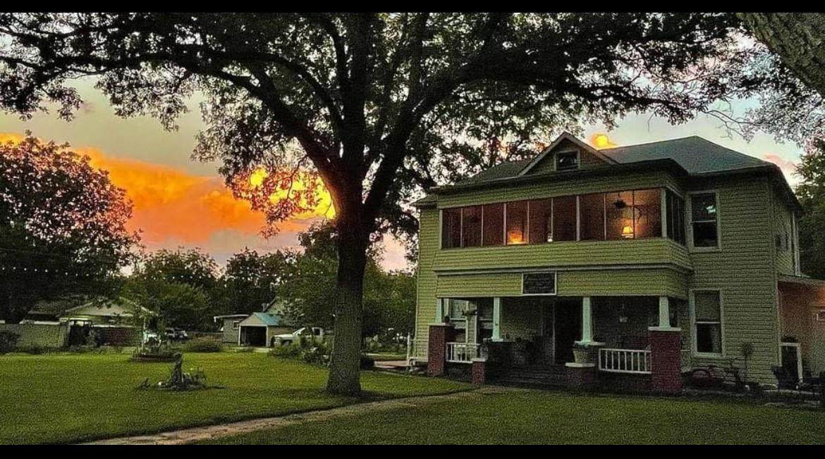 203 Commerce St - Photo 1