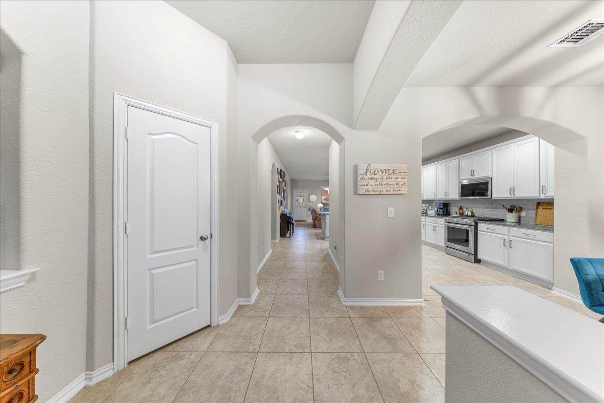 247 Joseph Dr - Photo 1