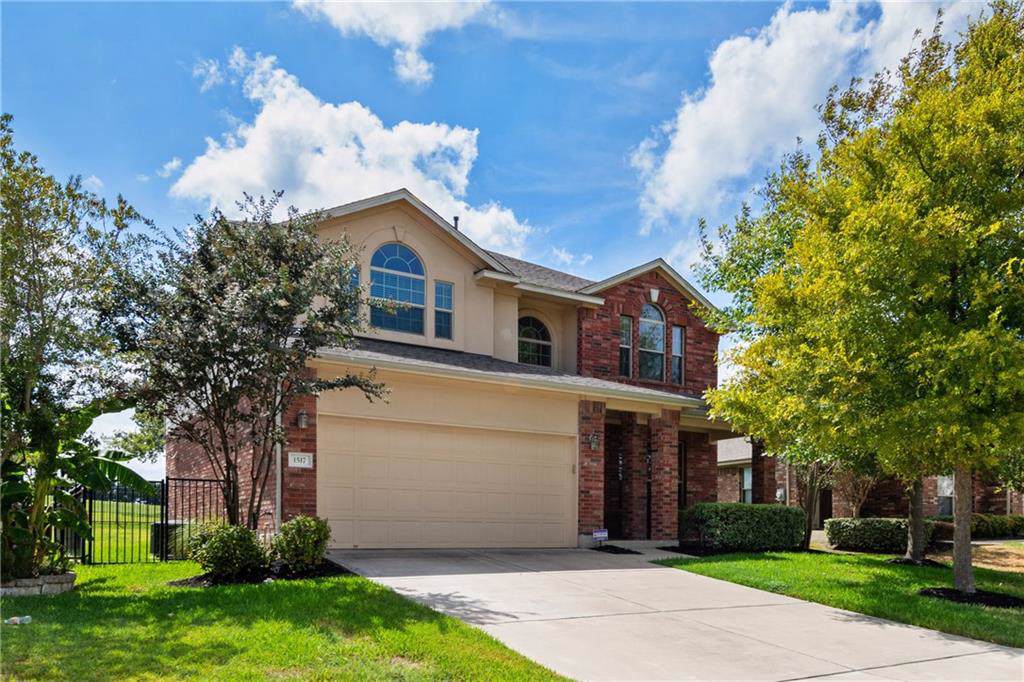 1517 Greenside Dr - Photo 1