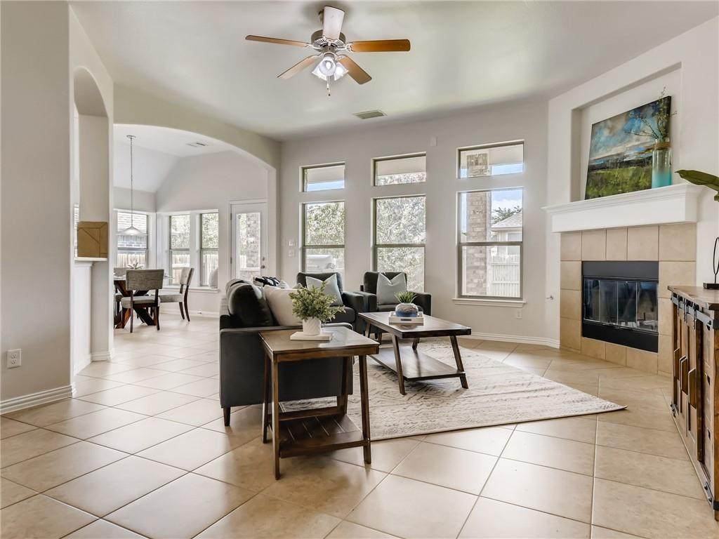2725 Santa Cruz St - Photo 1