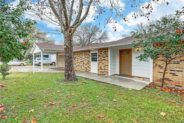 2206 Peach Tree Ln - Photo 1