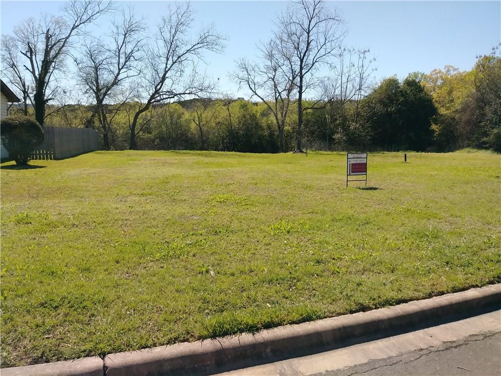 6405 Bridgewater Dr - Photo 1
