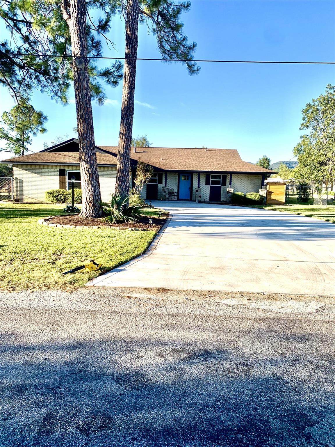 3904 Mountain View Dr - Photo 1