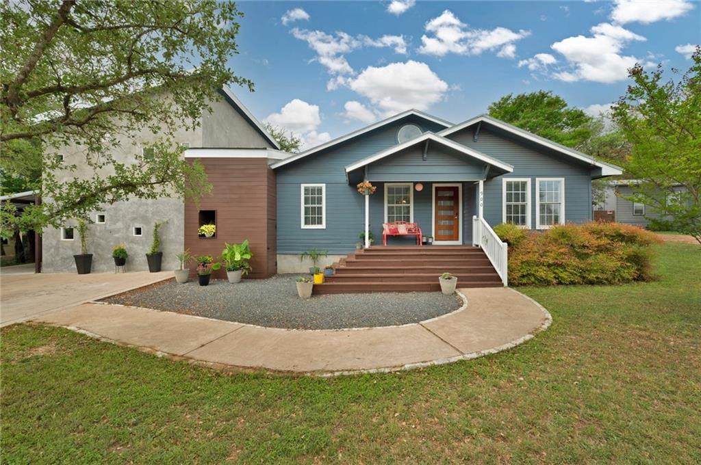 900 Presa Arriba Rd - Photo 1