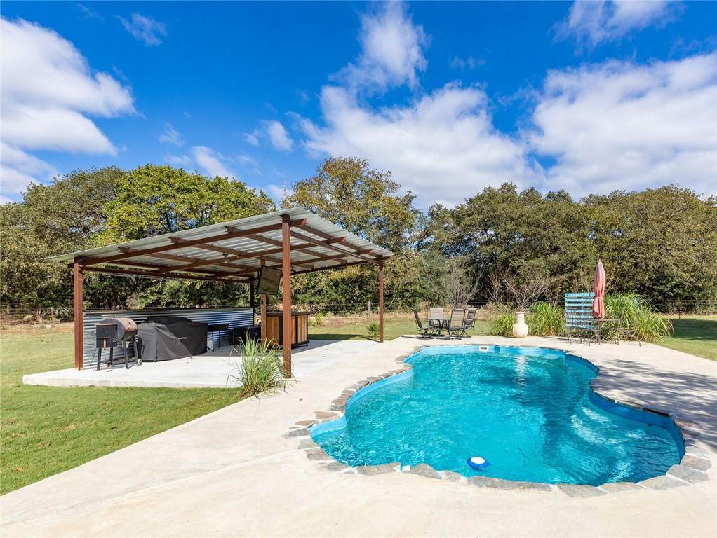 968 Cypress Trl - Photo 1