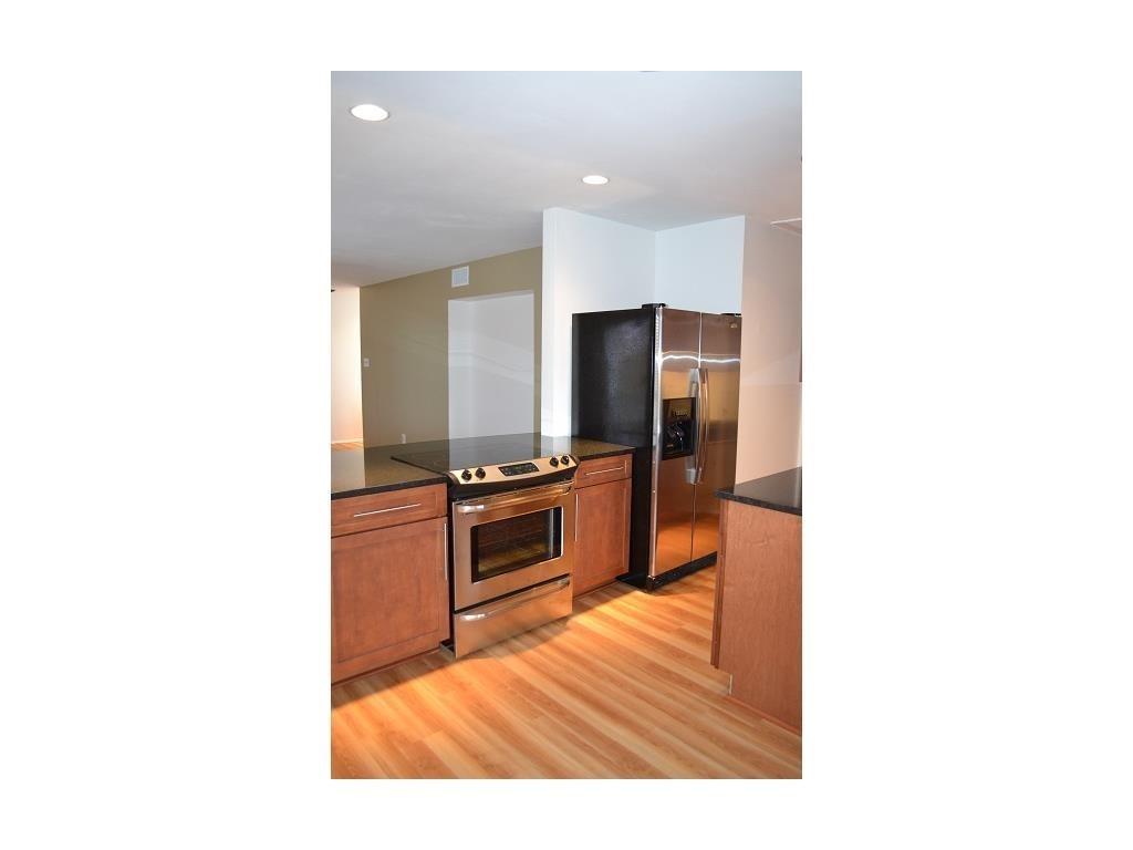 901 Oltorf St - Photo 1