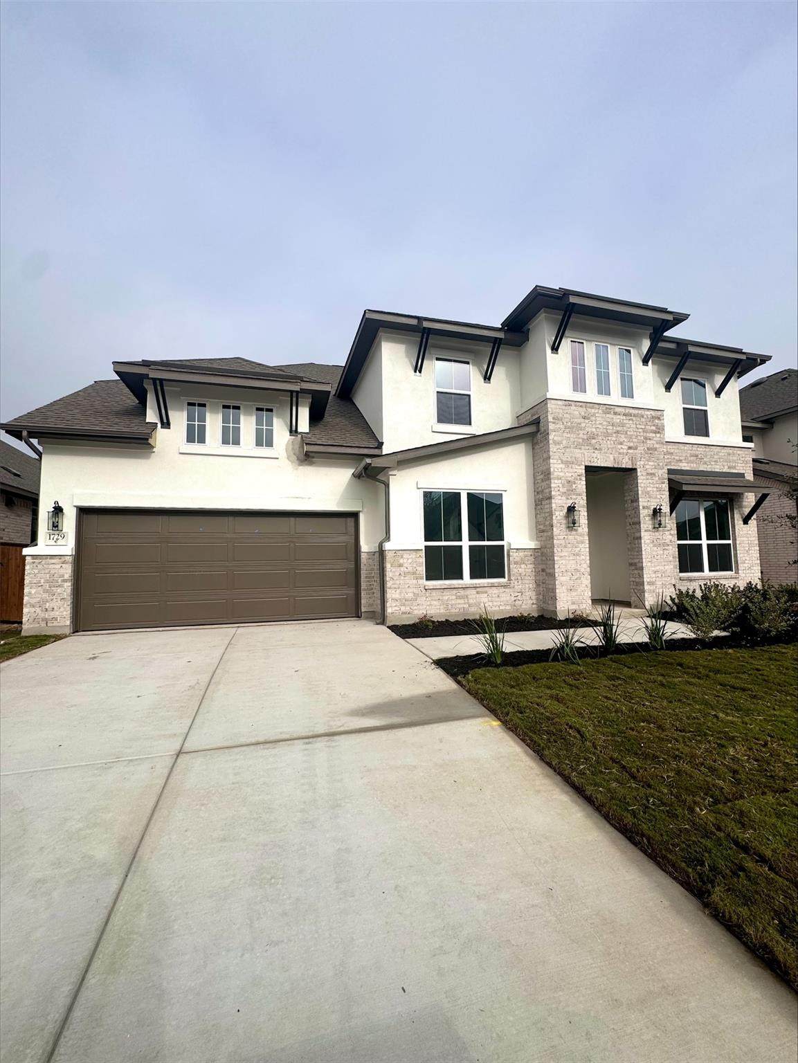 1729 Sauterne Dr - Photo 1