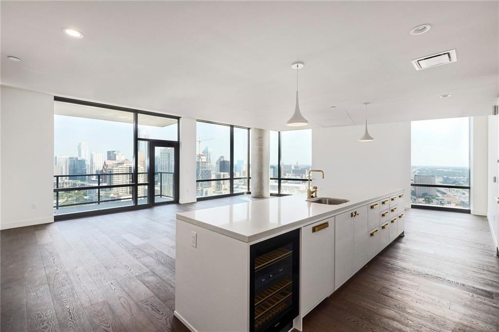70 Rainey St - Photo 1