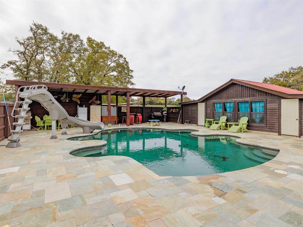 206 22 Hills Road - Photo 1