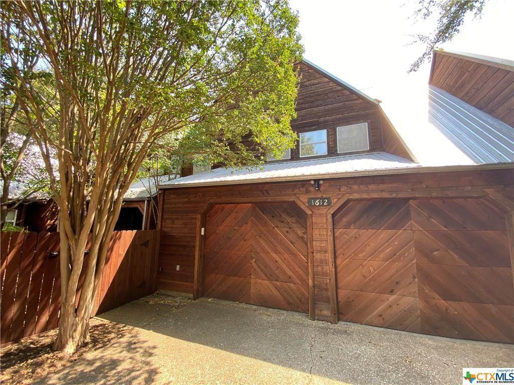 1612 Chisholm Ct - Photo 1