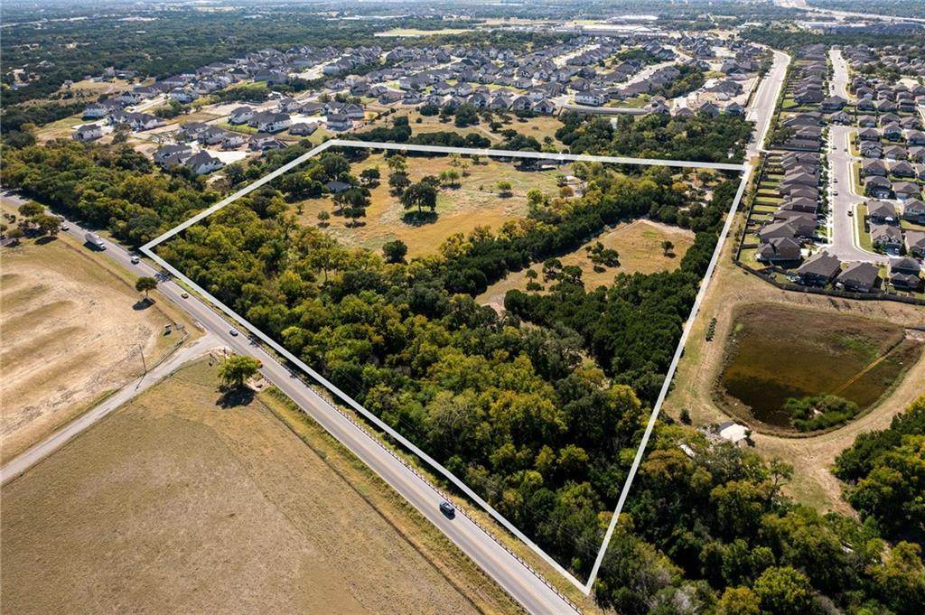 650 Private Road 920 - Photo 1