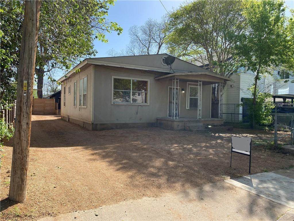 2705 3rd St - Photo 1