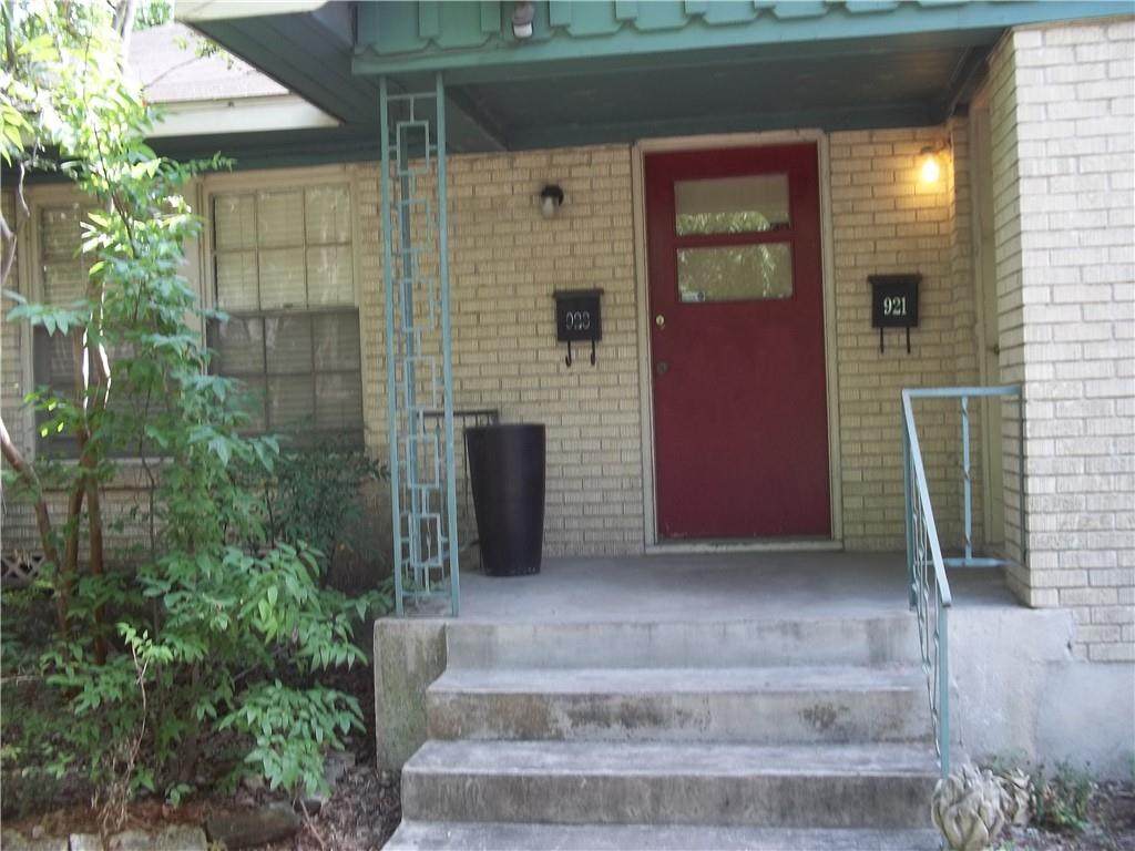 923 Keith Ln - Photo 1