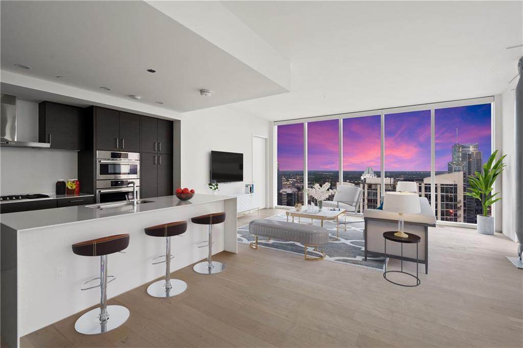 301 West Ave - Photo 1